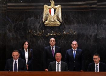 مدبولي يشهد توقيع عقود تمويل ب 10 مليارات جنيه لشراء وتسويق أصول هيئة المجتمعات العمرانية