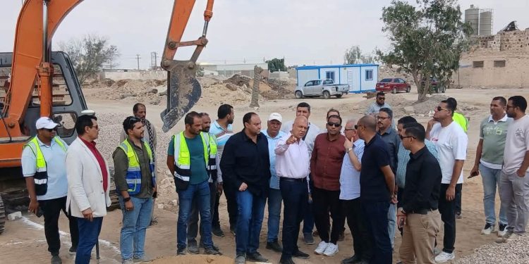 وزيرة الإسكان تتابع موقف تنفيذ عددٍ من مشروعات المرافق وتطوير الخدمات بمدينة الشروق