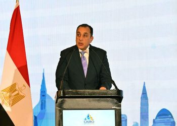 بالإنابة عن الرئيس.. مصطفى مدبولي يشارك في فعاليات افتتاح الدورة التاسعة لأسبوع القاهرة للمياه 2026